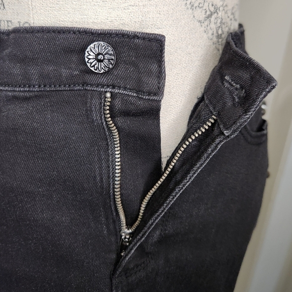 Deconstructed Denim Pencil Skirt - Picture 7 of 10